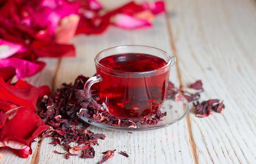 Ce beneficii și efecte adverse are ceaiul de hibiscus asupra organismului