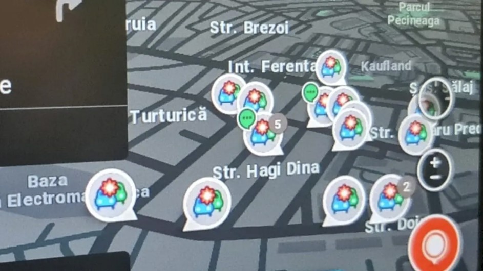 Bucureștenii au început să folosească aplicația Waze pentru a evita zonele cu trafic intens