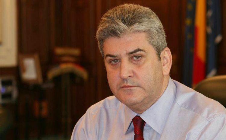 Aktual24: „Nu-i de mirare ca Oprea a fost achitat”. Avocatul lui Oprea este Dan Lupașcu, fost președinte al Curții de Apel București, fost coleg de complet cu judecătorii care l-au achitat pe fostul ministru